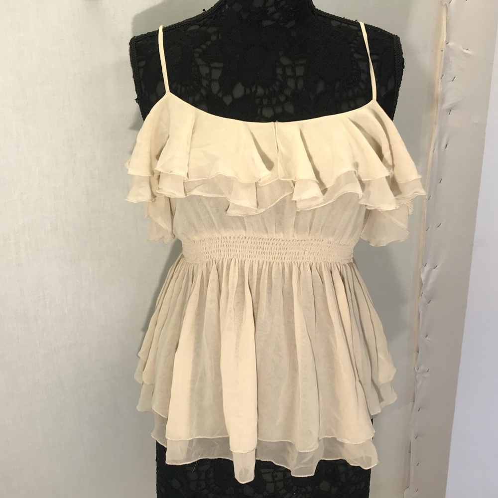 Super cute white top